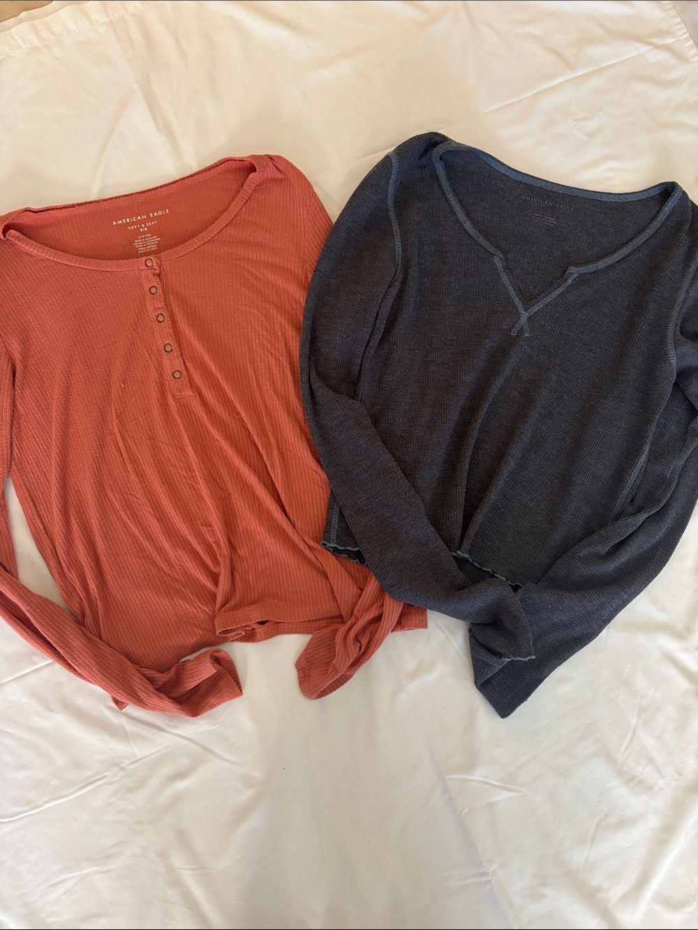 American Eagle Outfitters Long Sleeve Ribbed Henley Top in Rust and Charcoal